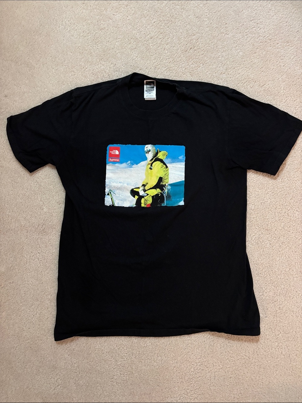 Supreme The North Face Photo Tee
Color: Black
Size: Medium Men’s